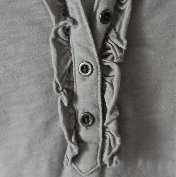 Laura Scott - Picture 5 of 7